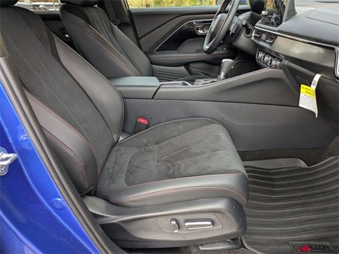 Used 2025 Acura ADX A-Spec image 29