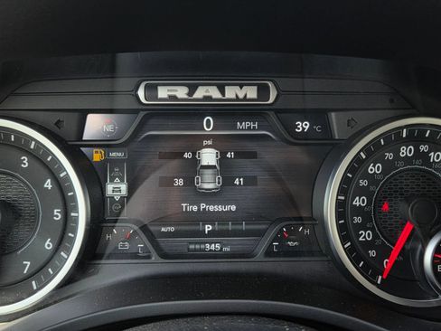 New 2026 RAM 1500 Big Horn AWD/4WD image 18