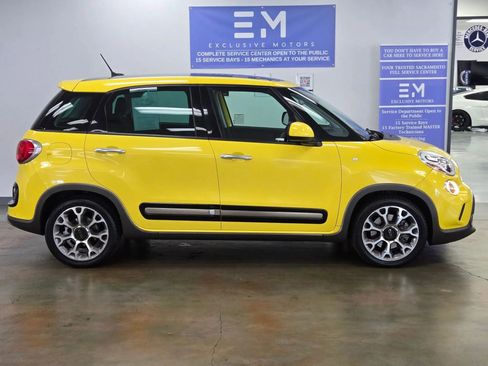 Used 2014 FIAT 500L Trekking w/ Popular Equipment Group image 3