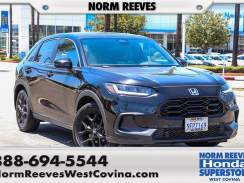 Used 2023 Honda HR-V Sport image 1