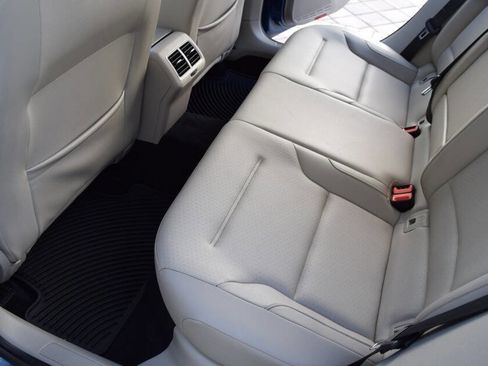 Used 2015 Volkswagen Golf TDI SE w/ Lighting Package FWD image 45