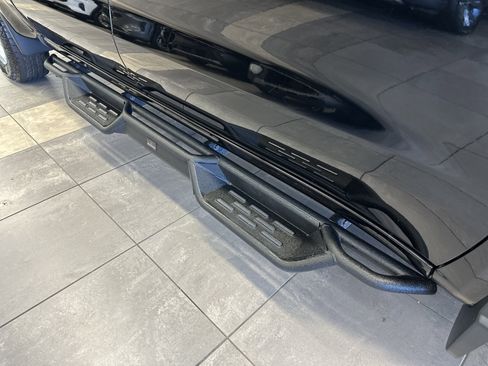 Used 2022 Chevrolet Silverado 1500 RST image 7