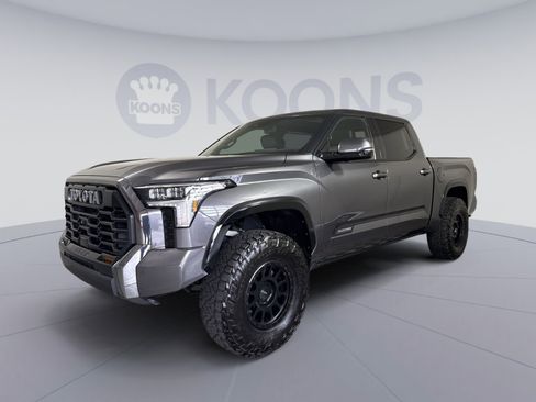 Used 2023 Toyota Tundra Platinum w/ Advanced Package AWD/4WD image 1