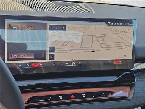 New 2026 BMW i5 eDrive40 w/ Convenience Package image 12