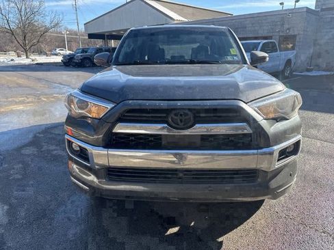 Used 2022 Toyota 4Runner Limited image 9