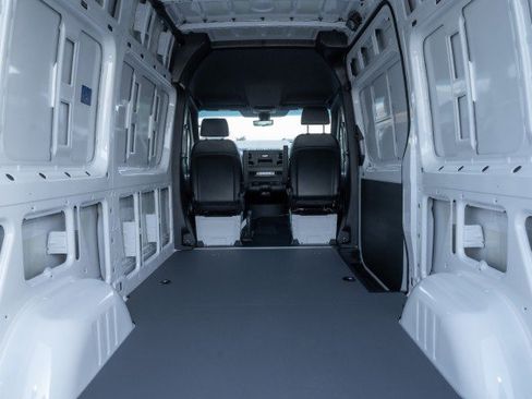 New 2025 Mercedes-Benz Sprinter 2500 image 11