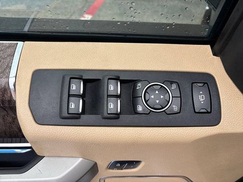 Used 2017 Ford F250 Lariat w/ Chrome Package AWD/4WD image 15