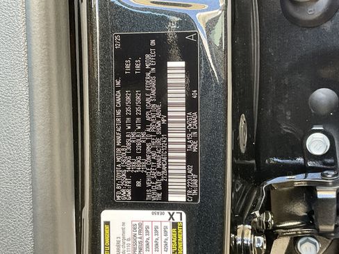 Used 2026 Lexus RX 350 w/ Convenience Package image 38