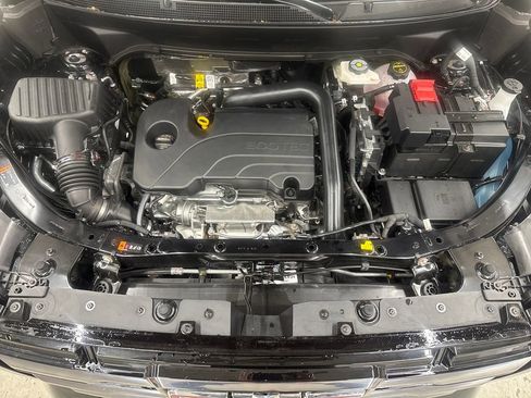 New 2026 GMC Terrain AT4 w/ LPO, Floor Liner Package AWD/4WD image 31