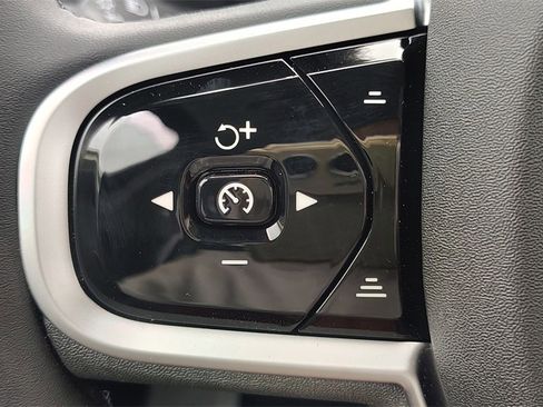 New 2026 Volvo XC90 B6 Ultra image 15