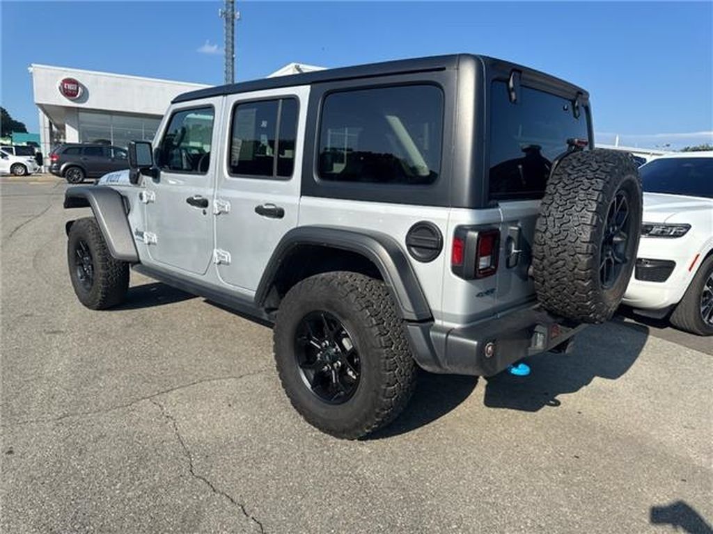 Used 2024 Jeep Wrangler Unlimited AWD/4WD image 4
