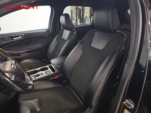 Used 2022 Ford Edge ST image 24