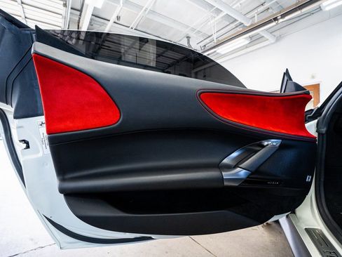 Used 2021 Ferrari SF90 Stradale image 33