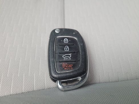 Used 2019 Hyundai Tucson SE AWD/4WD image 32