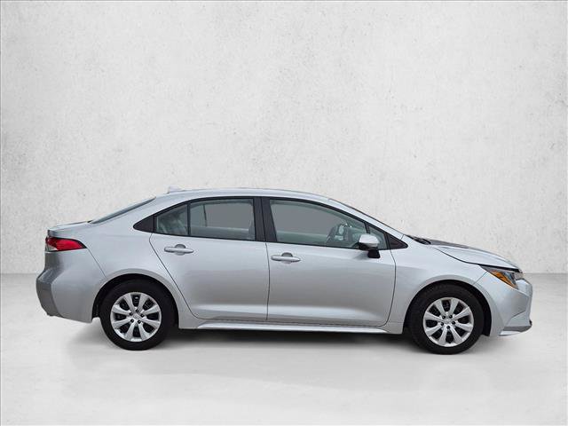 Used 2024 Toyota Corolla LE FWD image 4