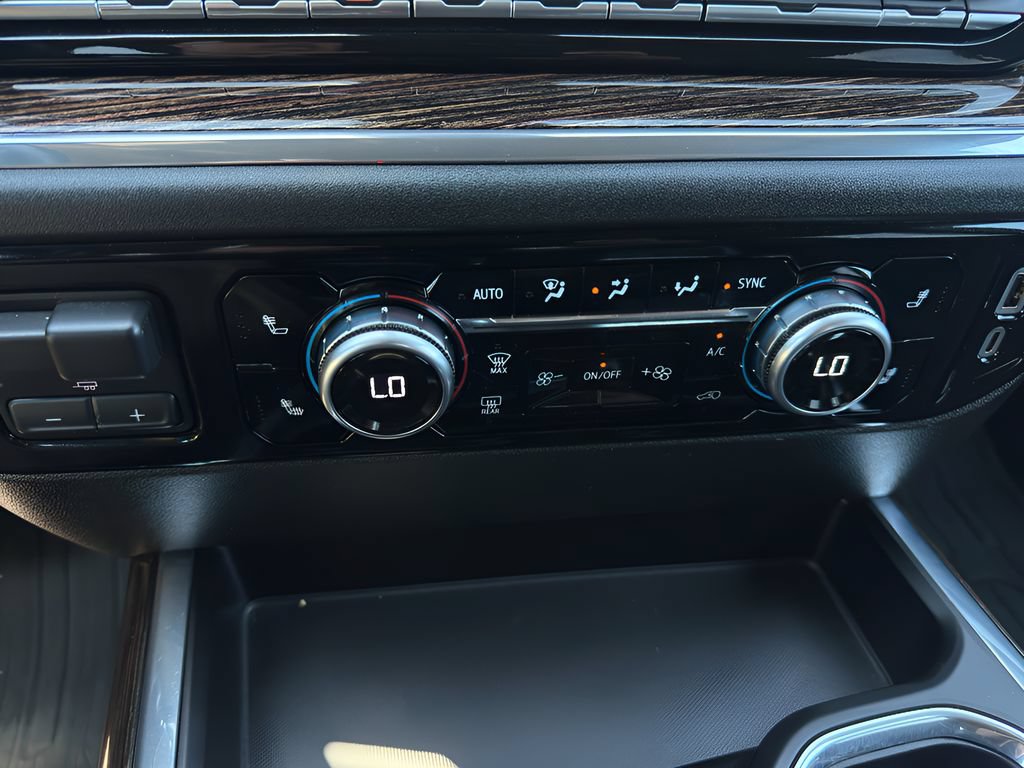 Used 2024 GMC Sierra 1500 Elevation w/ Preferred Package AWD/4WD image 30