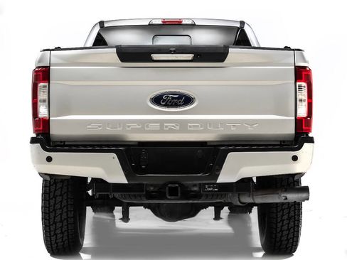 Used 2019 Ford F250 Lariat image 8