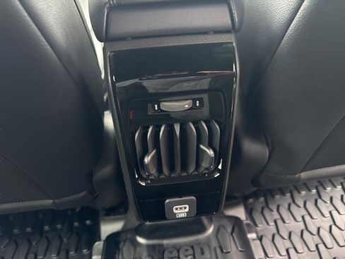 New 2026 Jeep Compass Latitude image 32