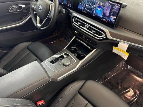 Used 2023 BMW 330e w/ Driving Assistance Package RWD image 33