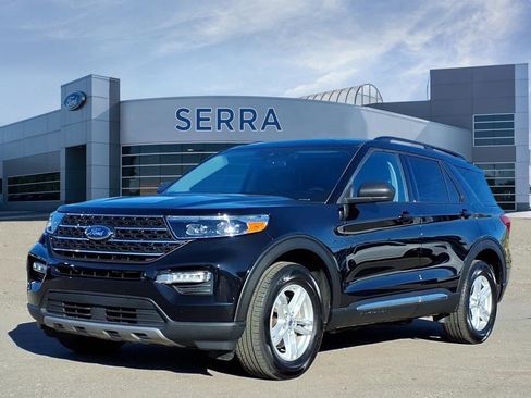 Used 2023 Ford Explorer XLT w/ Equipment Group 202A image 1