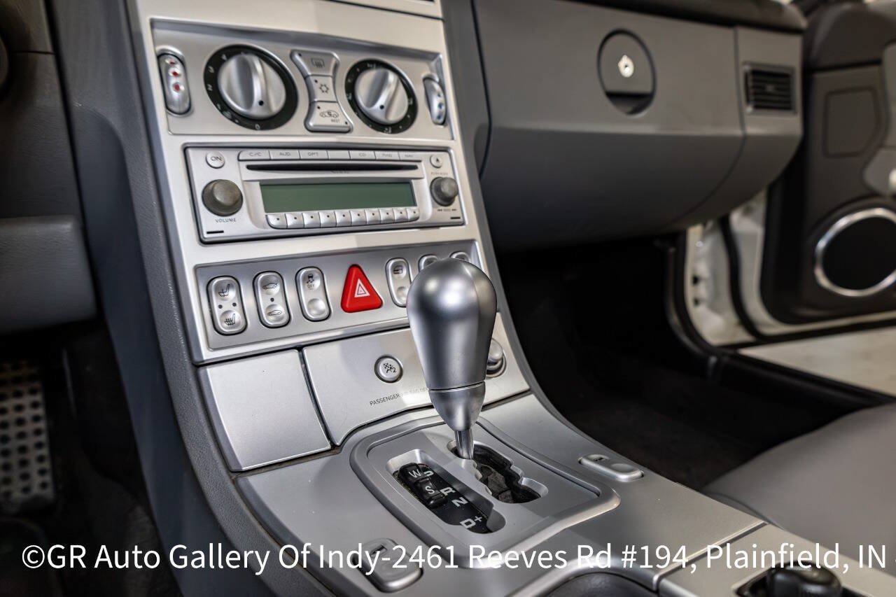 Used 2005 Chrysler Crossfire Limited RWD image 14
