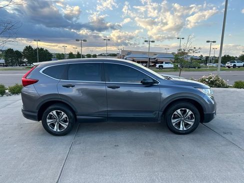 Used 2018 Honda CR-V LX image 8
