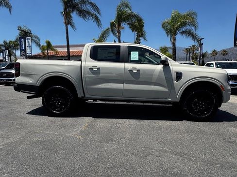 New 2026 Ford Ranger Lariat w/ Black Appearance Package RWD image 15