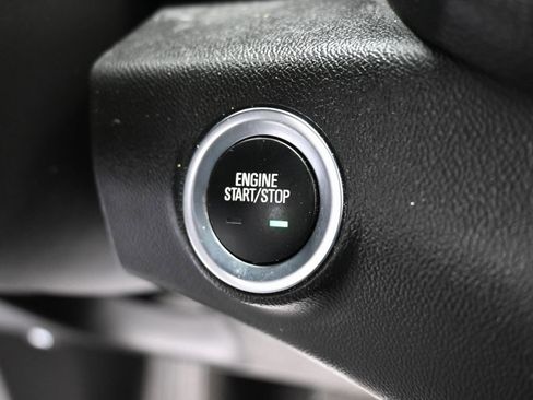 Used 2024 GMC Terrain SLT image 20