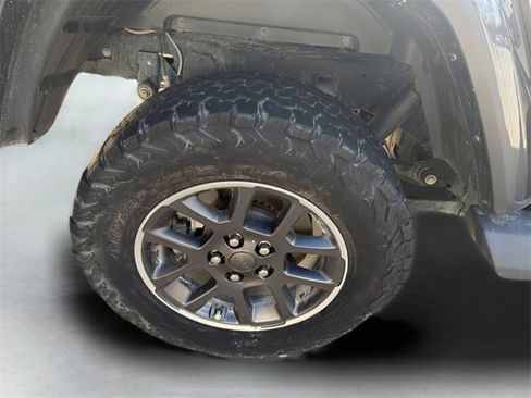 Used 2020 Jeep Gladiator Overland w/ LED Lighting Group image 5