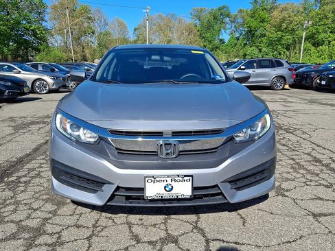 Used 2018 Honda Civic EX image 2