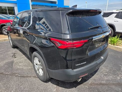 Used 2022 Chevrolet Traverse LS FWD image 7