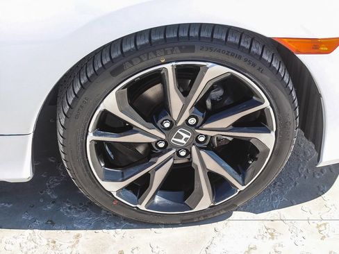 Used 2020 Honda Civic Sport image 10