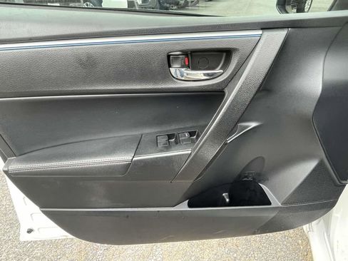 Used 2016 Toyota Corolla S image 16