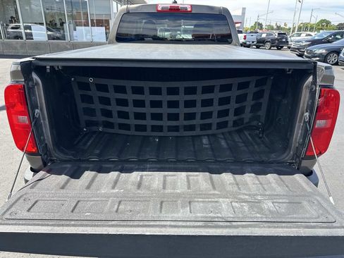 Used 2015 Chevrolet Colorado Z71 AWD/4WD image 10