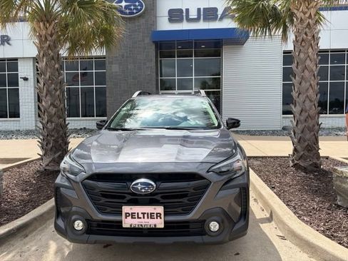 Used 2025 Subaru Outback Onyx Edition XT AWD/4WD image 2