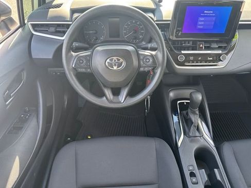 Used 2024 Toyota Corolla LE image 18