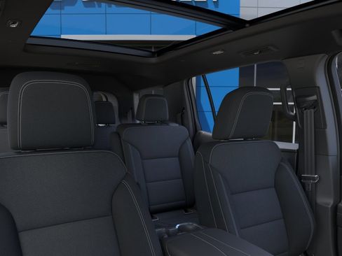 New 2026 Chevrolet Traverse LT w/ Sun and Wheel Package AWD/4WD image 24