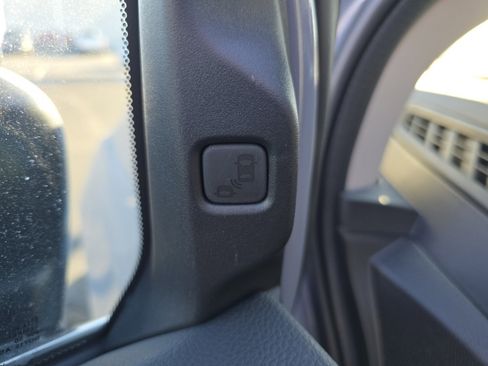 New 2026 Honda Odyssey Touring image 12