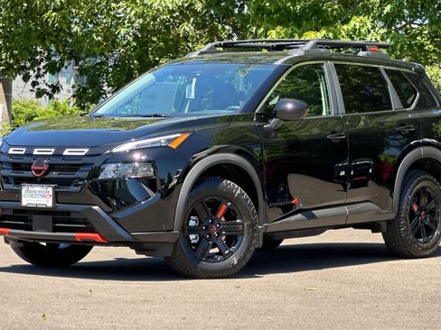 New 2026 Nissan Rogue SV AWD/4WD image 1