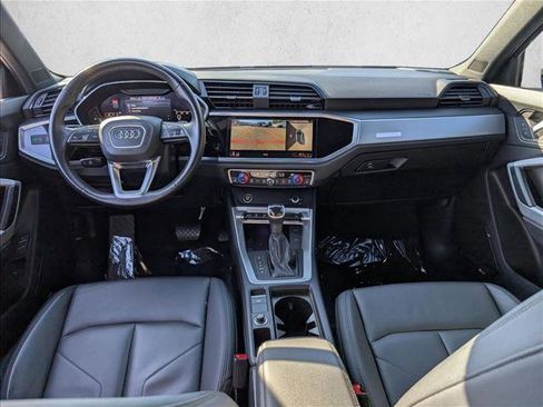 Used 2022 Audi Q3 2.0T Premium Plus w/ Premium Plus Package image 26