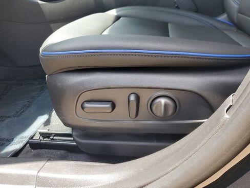Used 2024 Buick Envista Sport Touring w/ Convenience I Package FWD image 15
