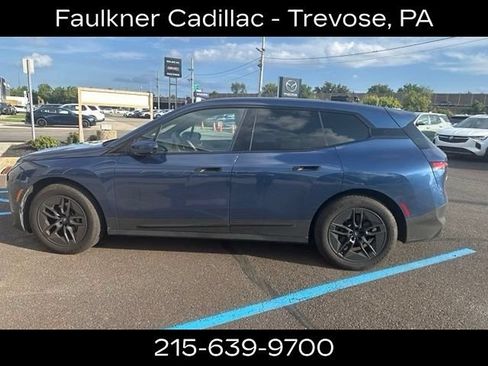 Used 2023 BMW iX xDrive50 w/ Convenience Package AWD/4WD image 8