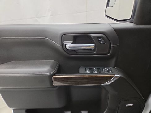 Used 2021 Chevrolet Silverado 1500 LT Trail Boss w/ Convenience Package II AWD/4WD image 20