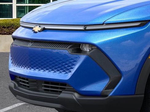 New 2026 Chevrolet Equinox EV LT image 13