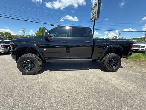New 2025 RAM 2500 Big Horn AWD/4WD image 2