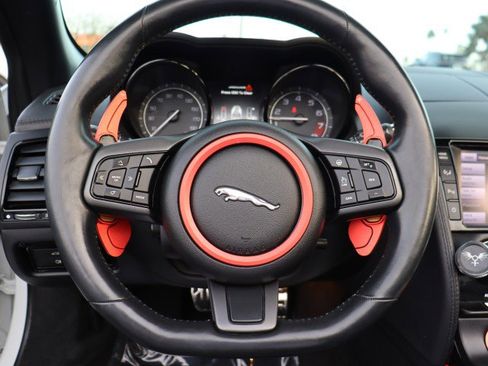 Used 2014 Jaguar F-TYPE S image 29