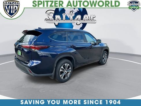 Used 2025 Toyota Highlander XLE AWD/4WD image 9