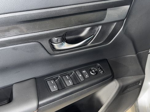 Used 2024 Honda CR-V Sport image 17