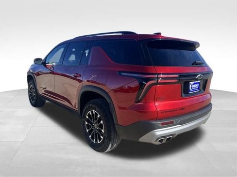 Used 2025 Chevrolet Traverse Z71 w/ Driver Confidence Package image 7