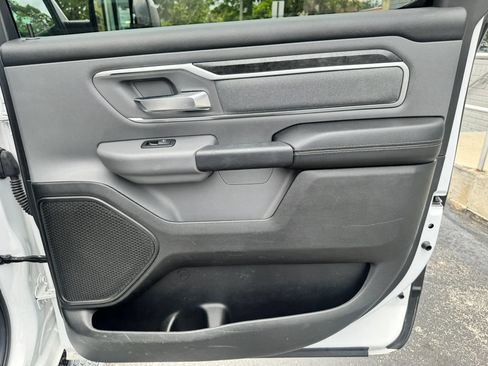 Used 2019 RAM 1500 Big Horn AWD/4WD image 39